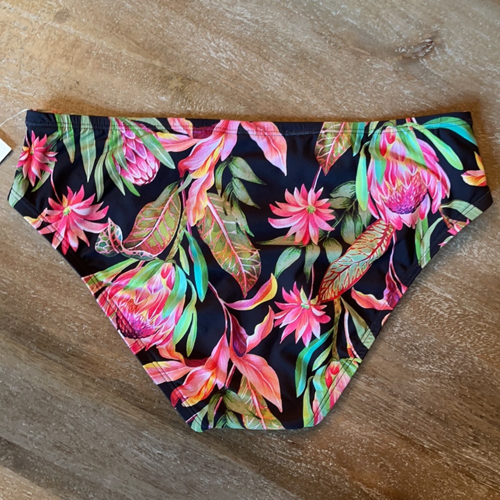 Alex Marie Midnight Tropics Bikini - Picture 4 of 15